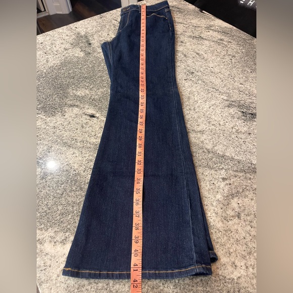 Old Navy Wow Flare Jeans - once a few times great condition - Picture 3 of 6